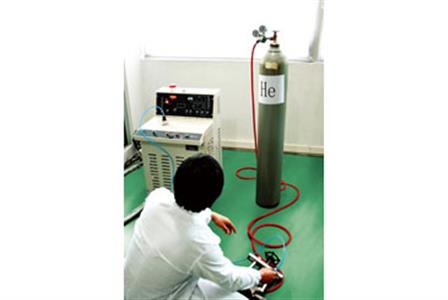 Micro leak detection